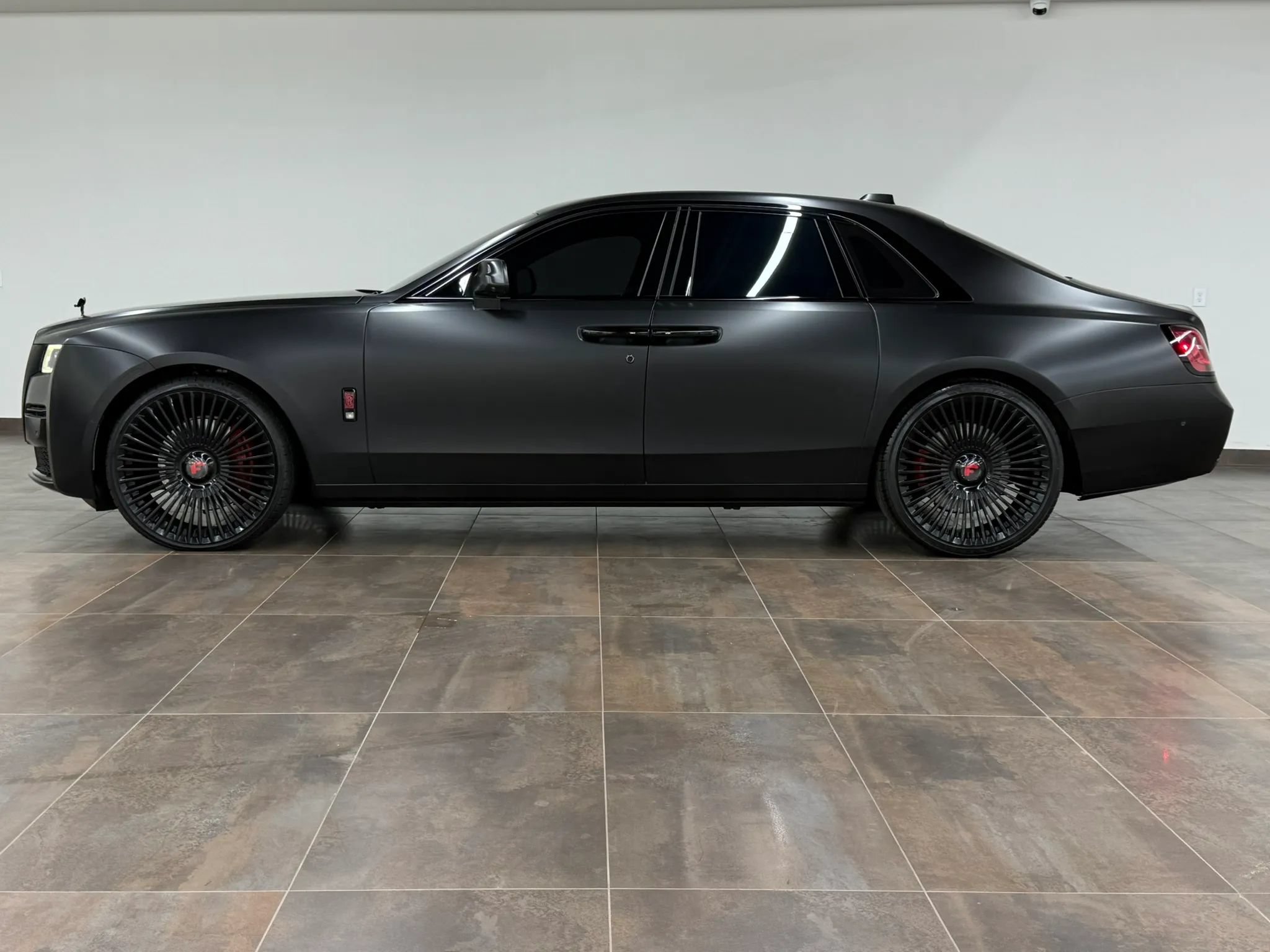 Used 2022 Rolls-Royce Ghost AWD/4WD image 4