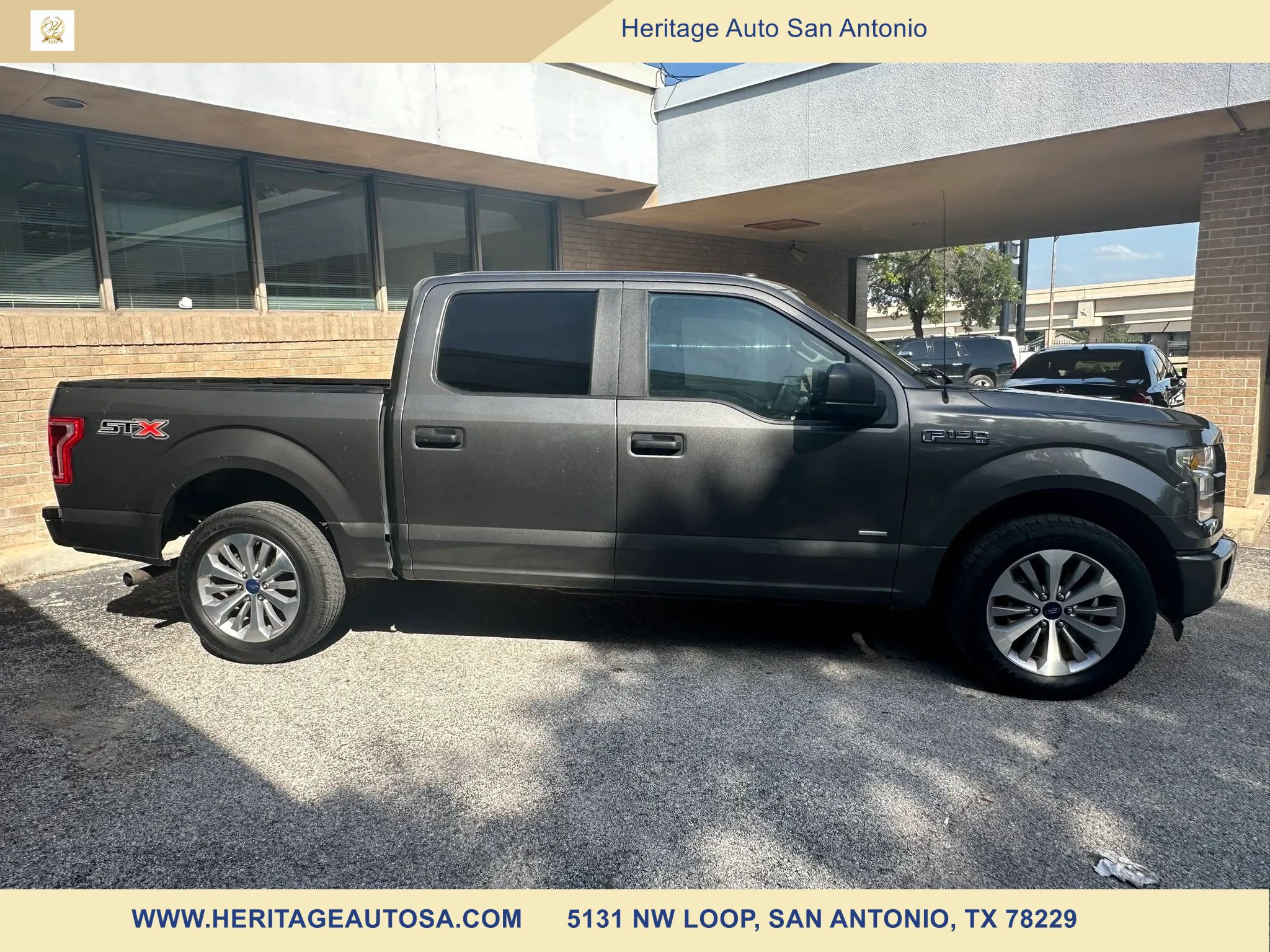 Used 2017 Ford F150 XL w/ Equipment Group 101A Mid RWD image 3