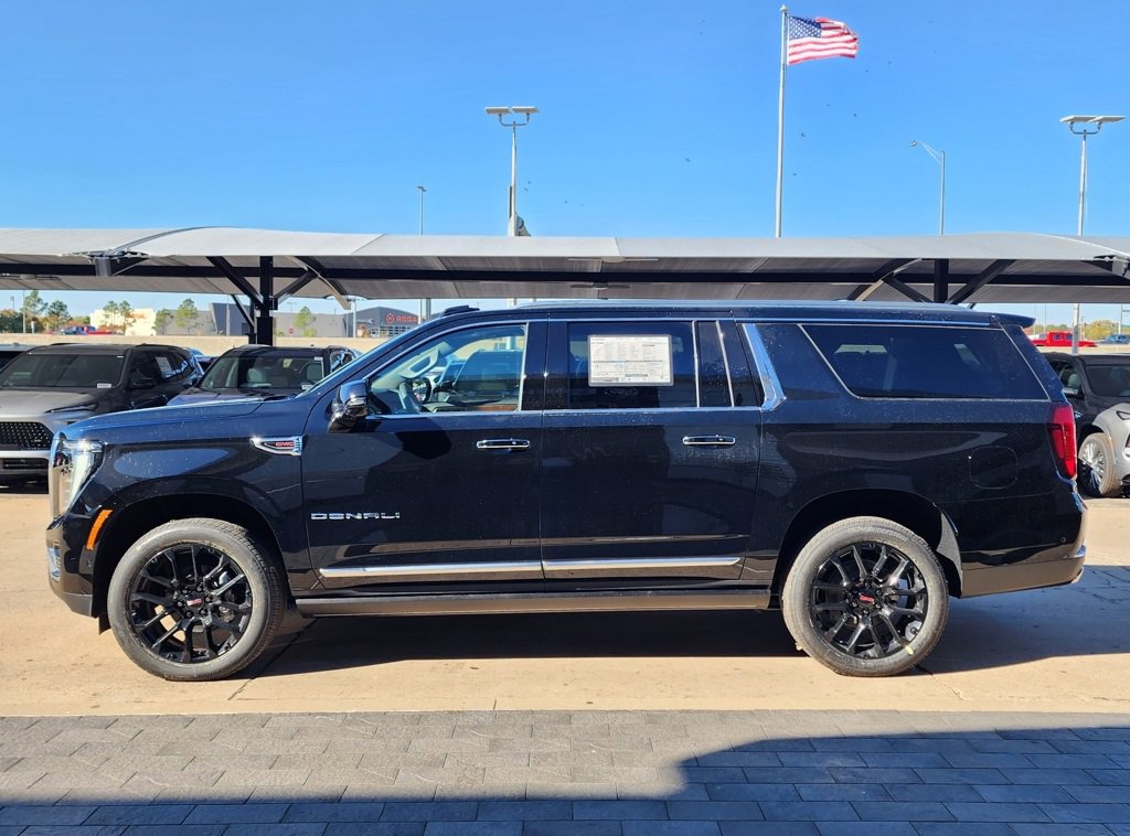 New 2026 GMC Yukon XL Denali w/ Sun & Power Step Package image 6