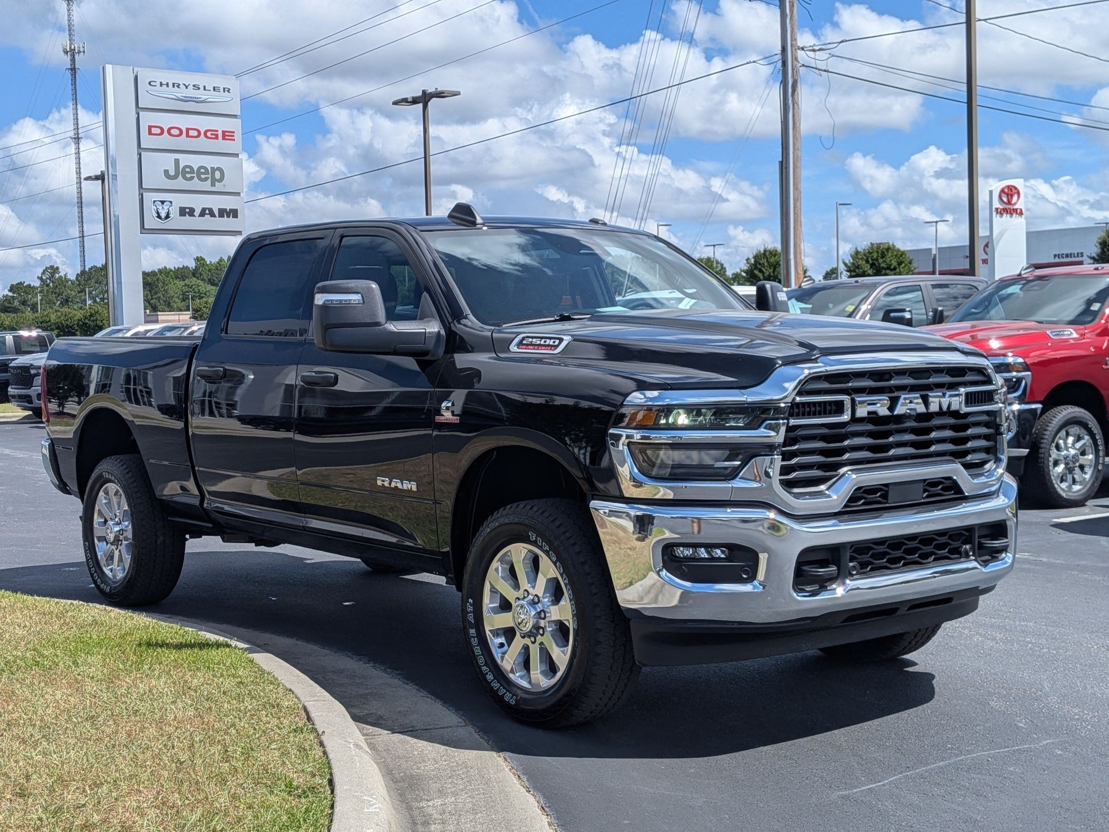 New 2026 RAM 2500 Big Horn AWD/4WD image 3