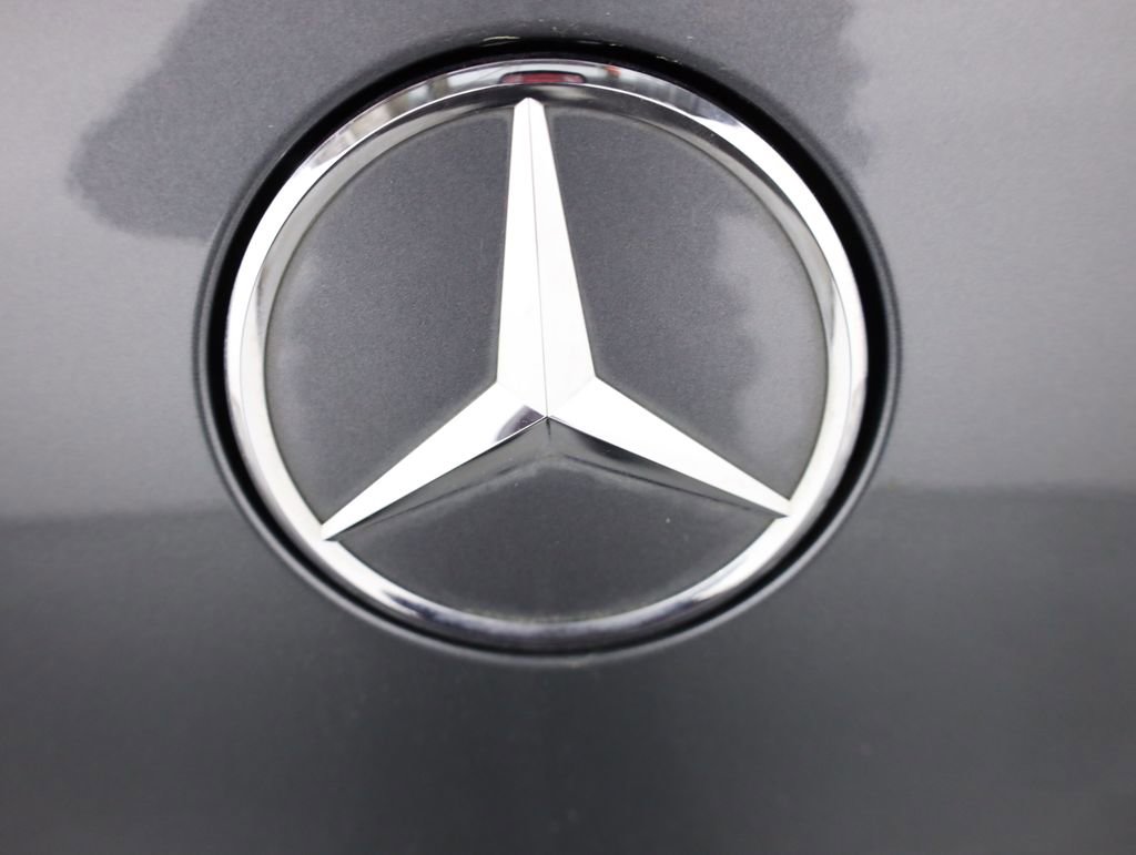 Used 2023 Mercedes-Benz EQS 580 4MATIC SUV w/ Exclusive Trim Package image 65
