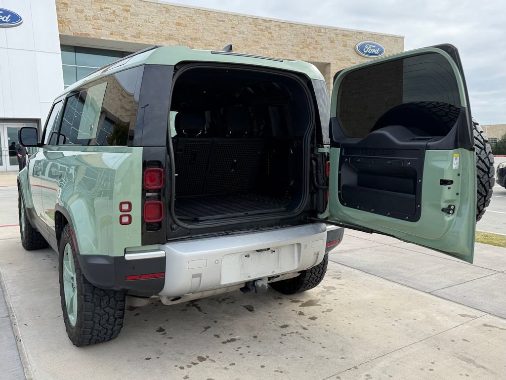 Used 2023 Land Rover Defender 110 75th Limited Edition AWD/4WD image 27