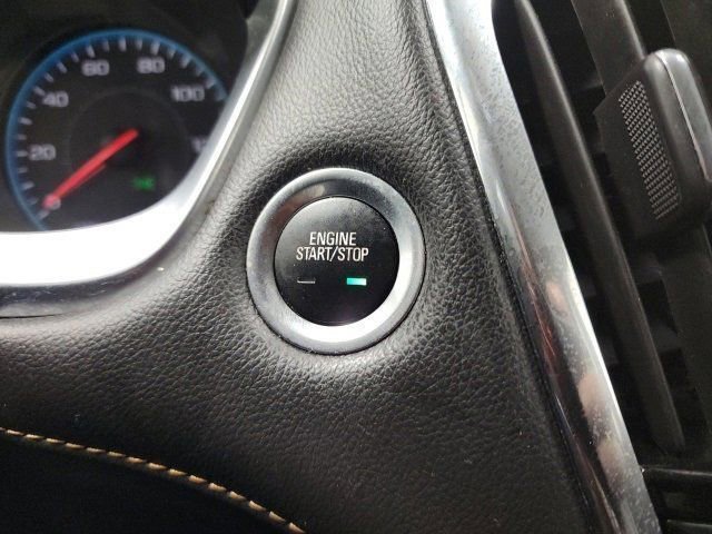 Used 2020 Chevrolet Traverse LS image 31