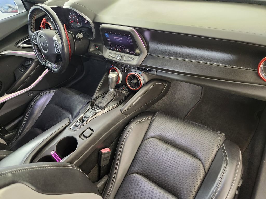 Used 2019 Chevrolet Camaro SS RWD image 30