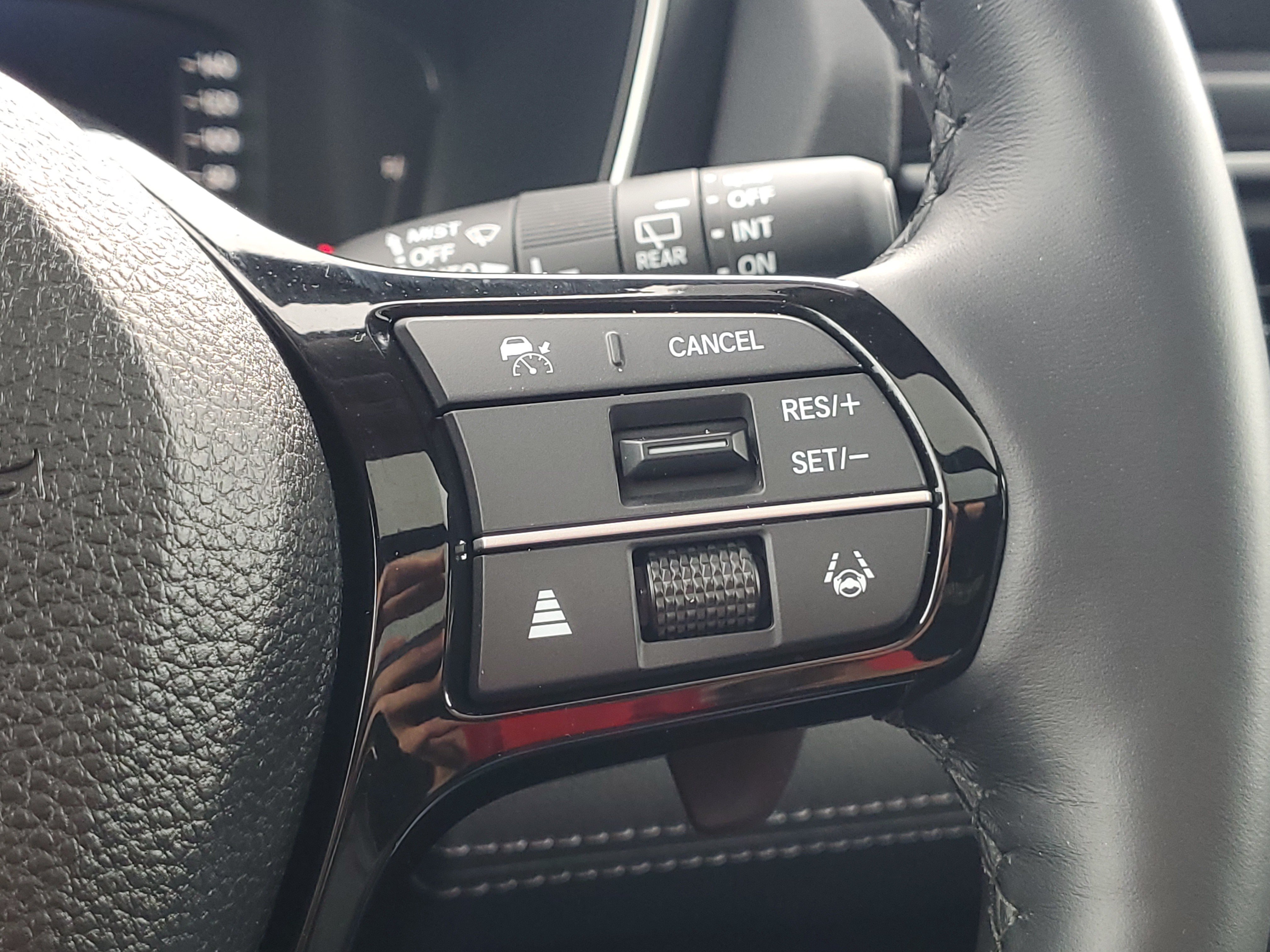 Certified 2025 Honda Pilot Elite image 26