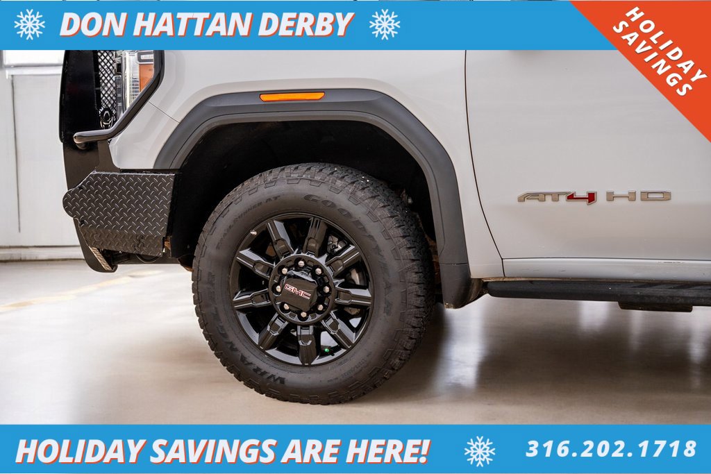 Used 2022 GMC Sierra 2500 AT4 image 37