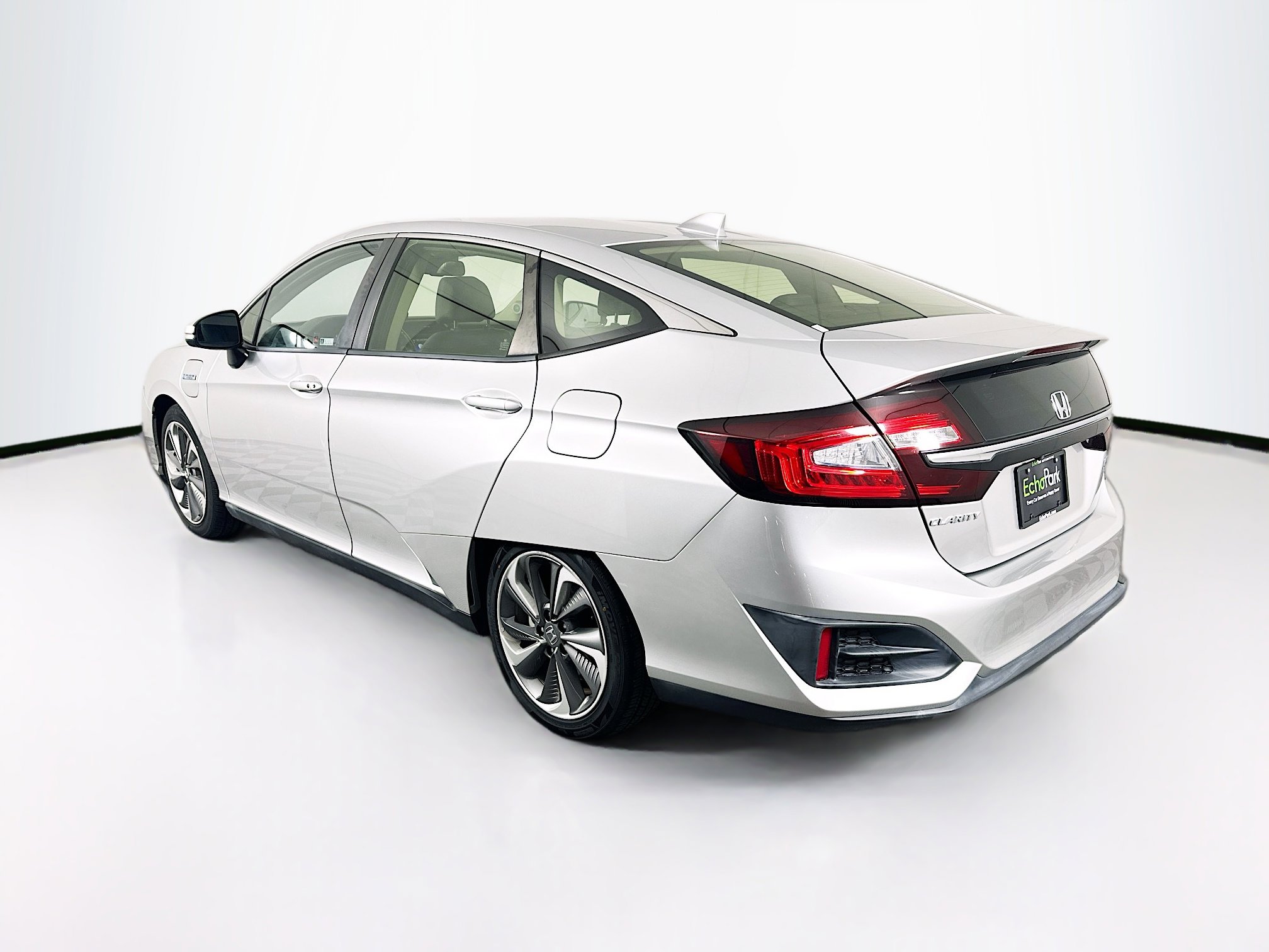 Used 2018 Honda Clarity Touring image 5