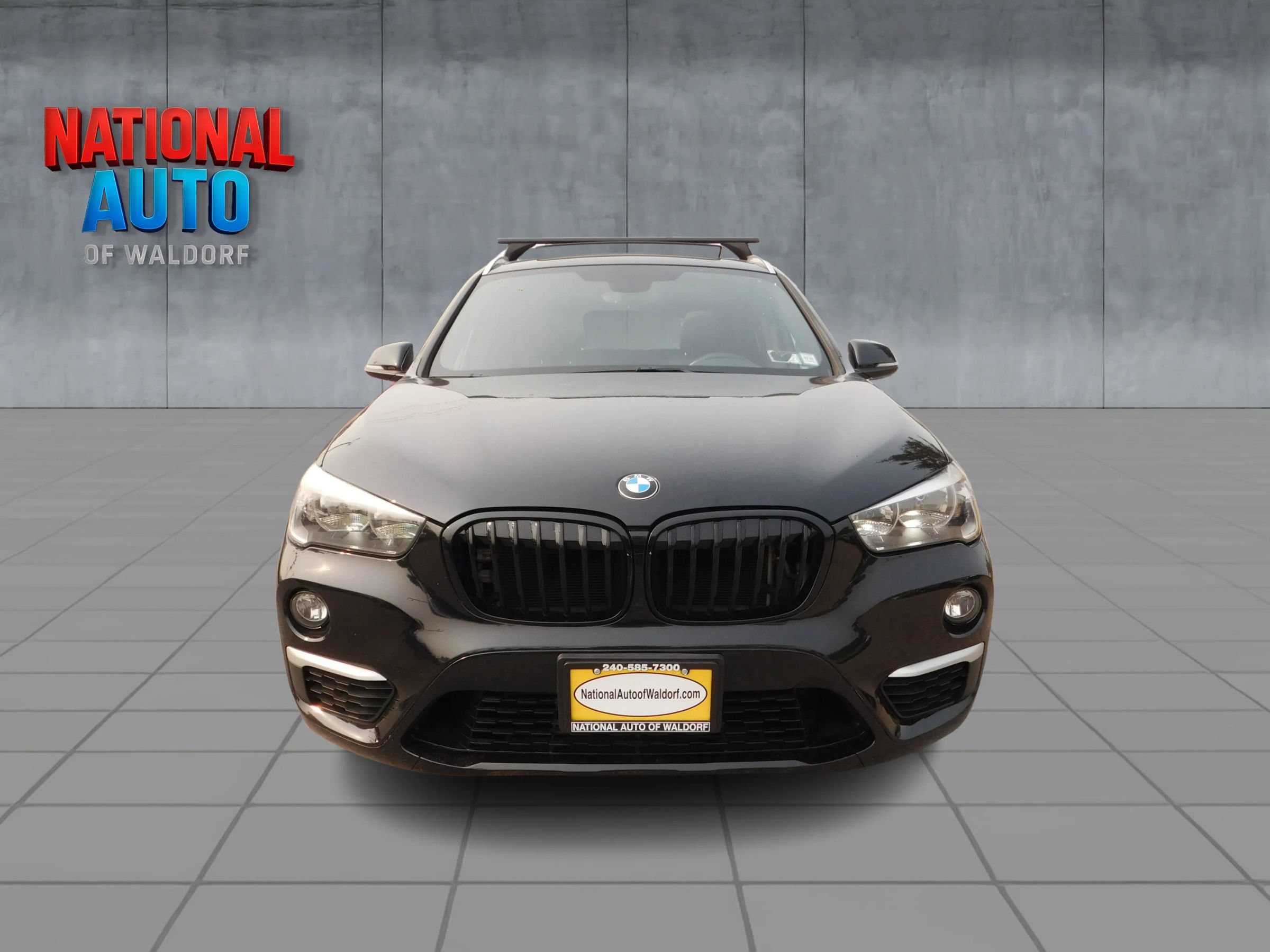Used 2018 BMW X1 xDrive28i w/ Convenience Package AWD/4WD image 2