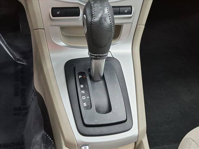Used 2014 Ford Fiesta SE w/ Comfort Package FWD image 12
