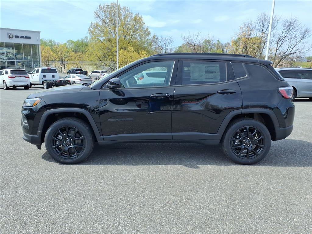 New 2026 Jeep Compass Latitude AWD/4WD image 6