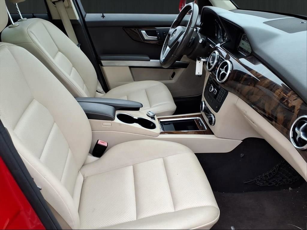 Used 2015 Mercedes-Benz GLK 350 2WD image 16