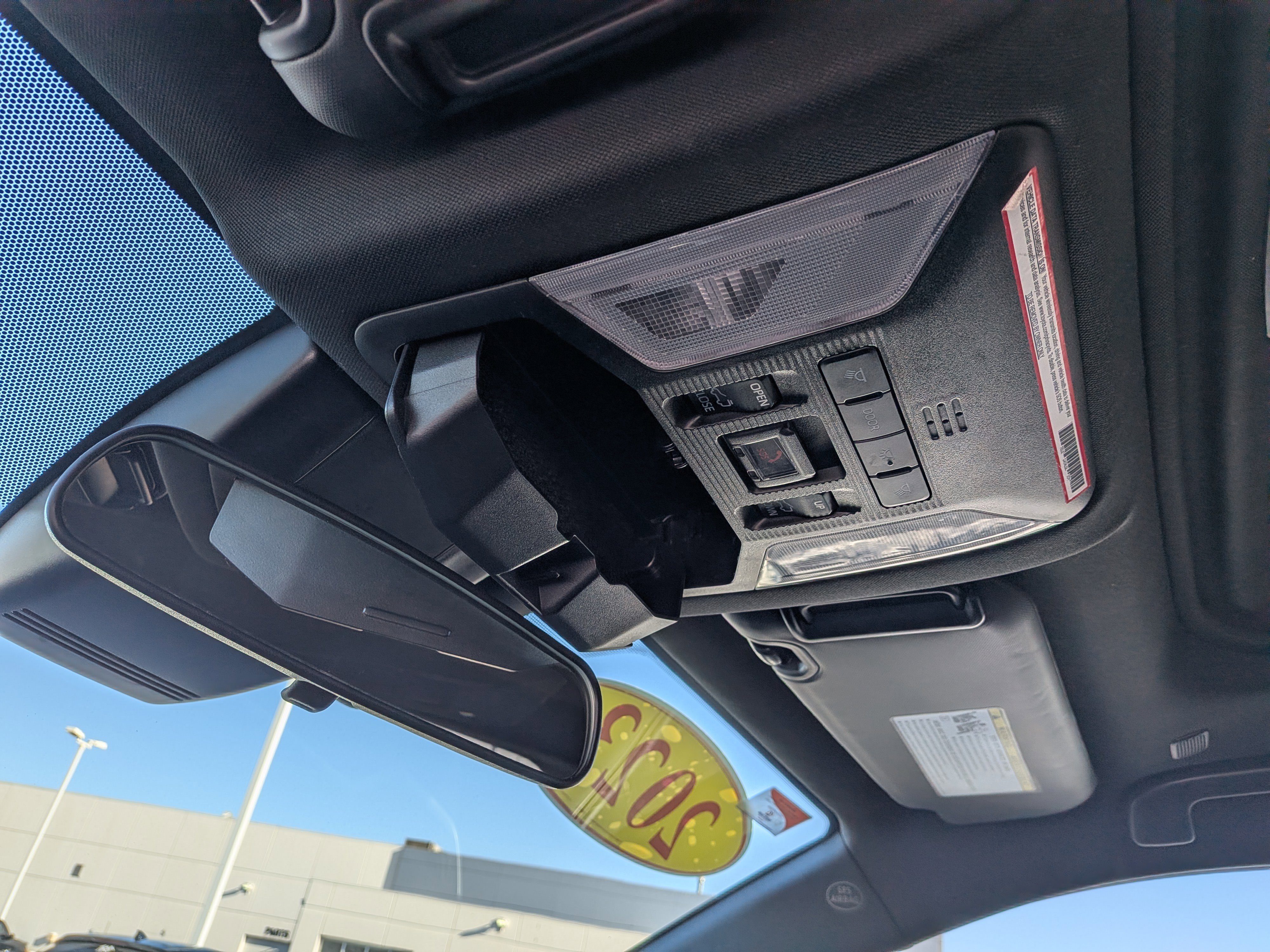 Used 2023 Toyota RAV4 SE image 19