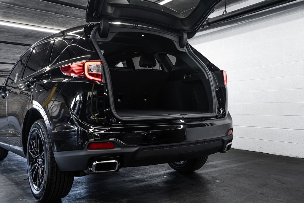 New 2026 Acura RDX SH-AWD image 17