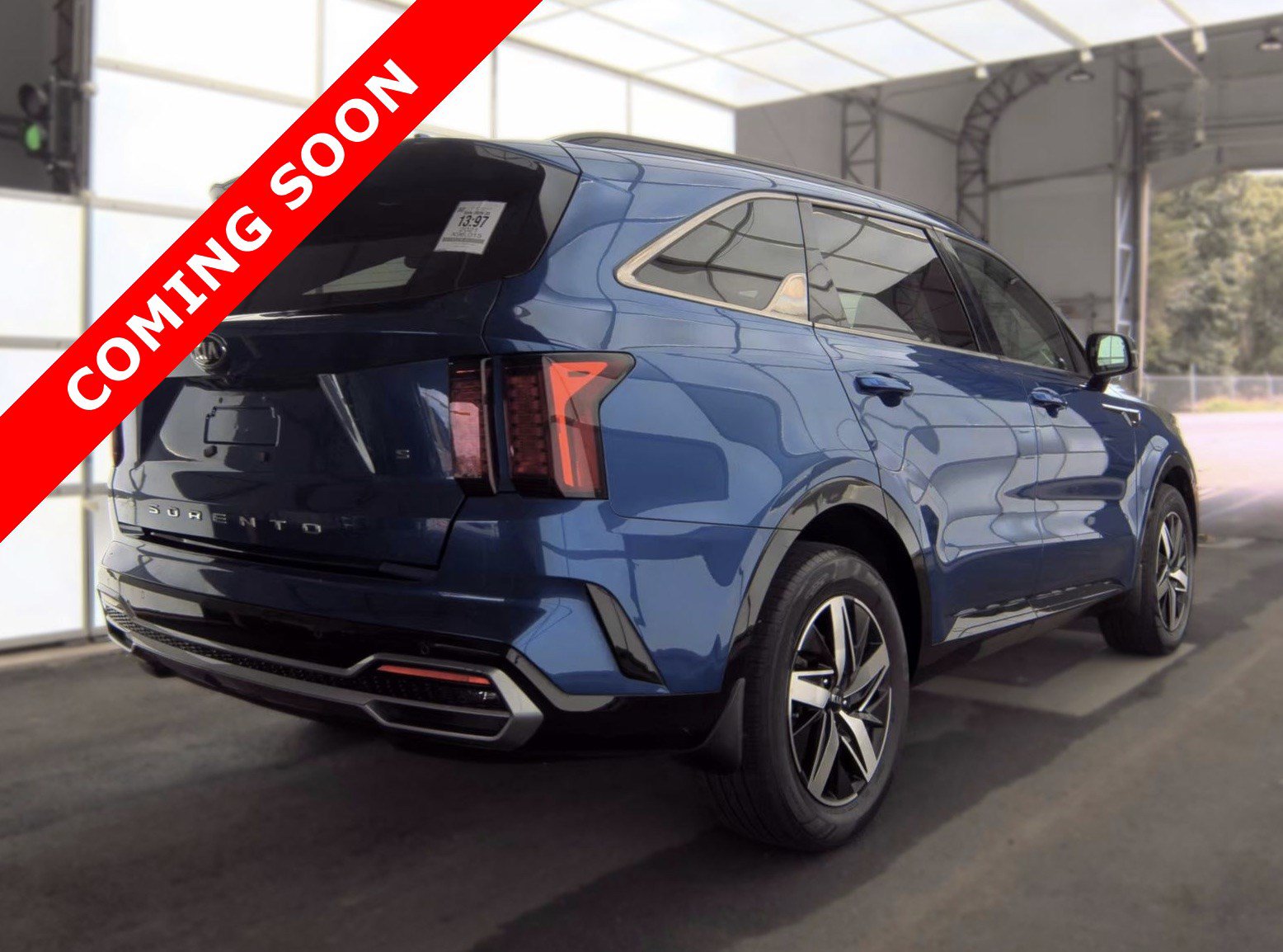 Used 2021 Kia Sorento S w/ Panoramic Sunroof Package FWD image 5
