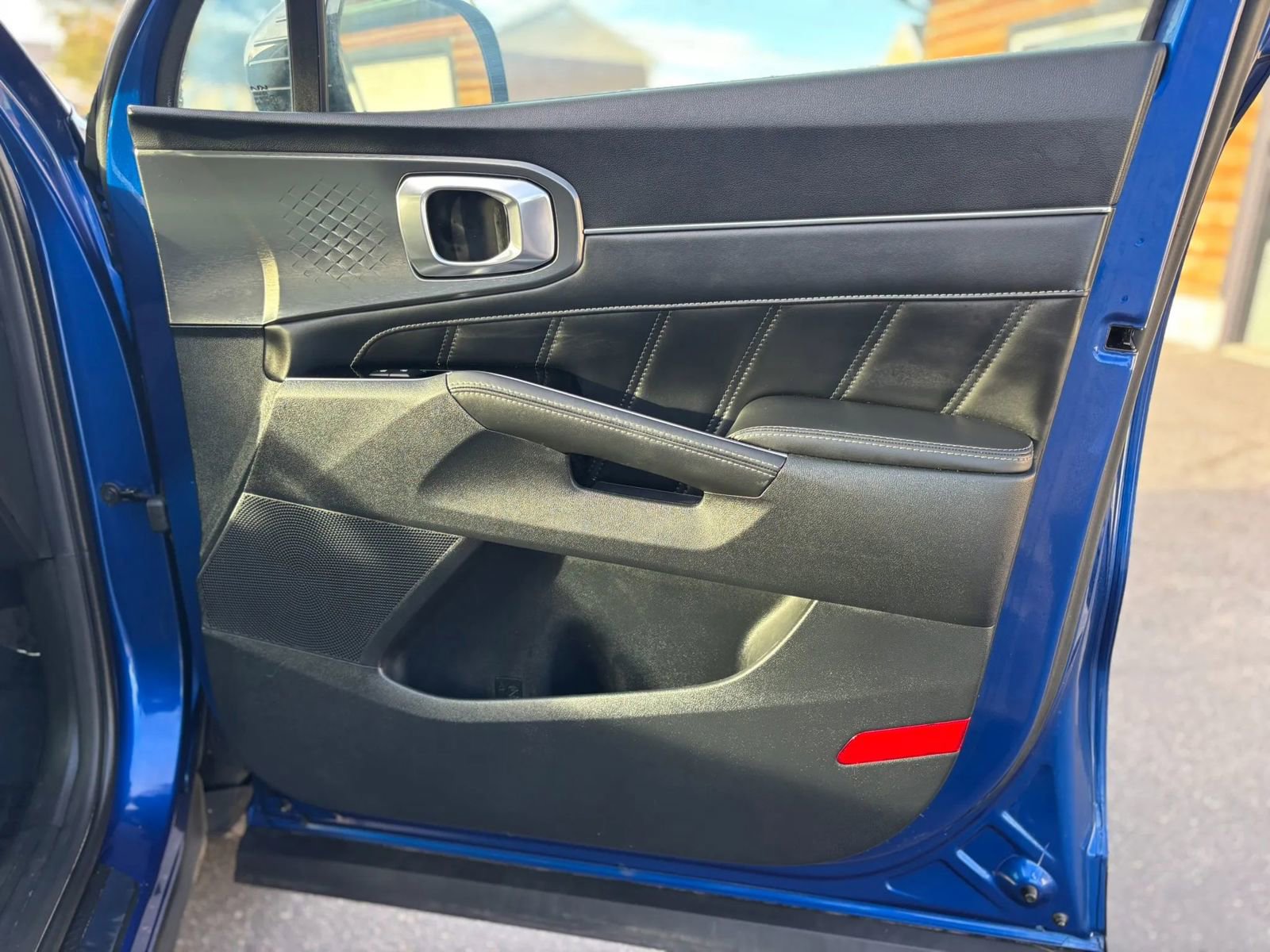 Used 2022 Kia Sorento SX image 24