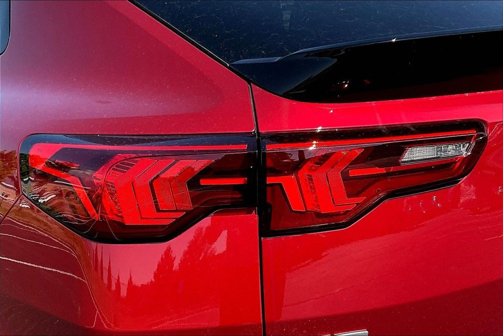New 2026 BMW X2 M35i w/ Technology Package AWD/4WD image 23