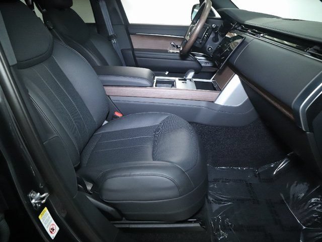 Used 2025 Land Rover Range Rover SE AWD/4WD image 29