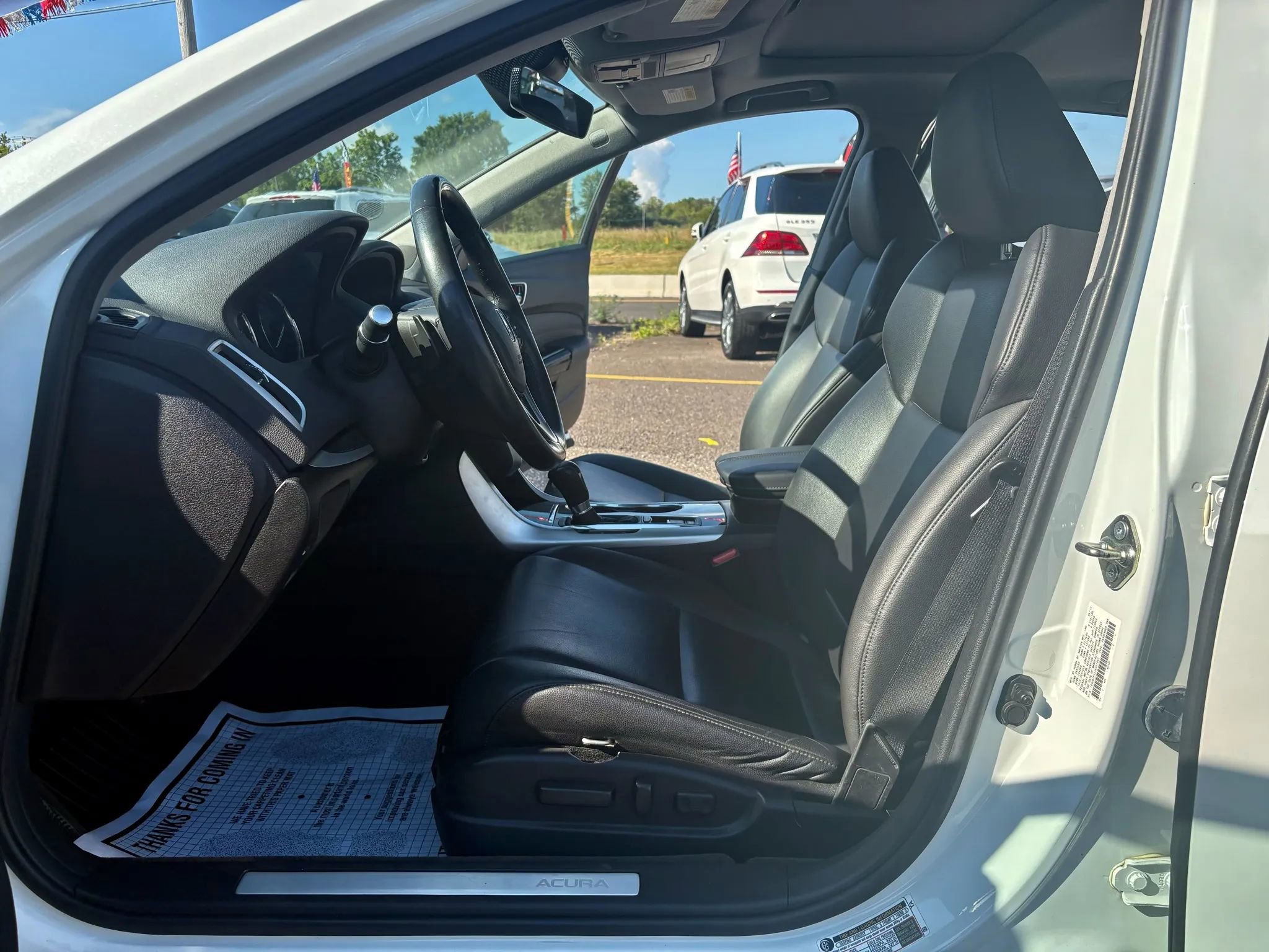 Used 2018 Acura TLX image 16