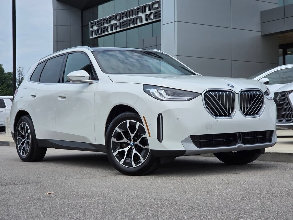 Used 2026 BMW X3 xDrive30i w/ Premium Package AWD/4WD image 2
