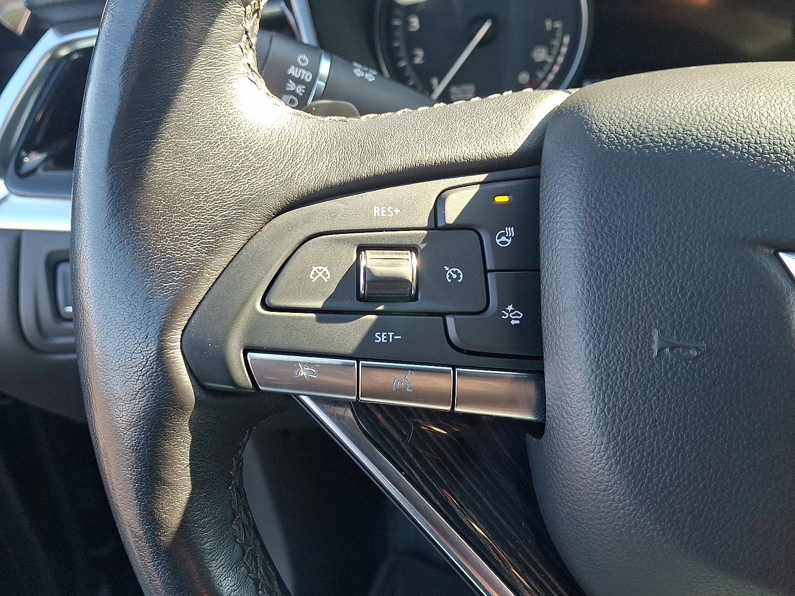 Certified 2022 Cadillac XT6 Premium Luxury w/ Technology Package image 23