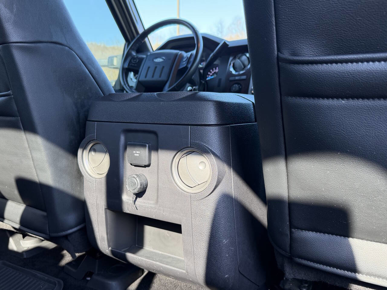 Used 2016 Ford F350 Lariat w/ Lariat Ultimate Package AWD/4WD image 39