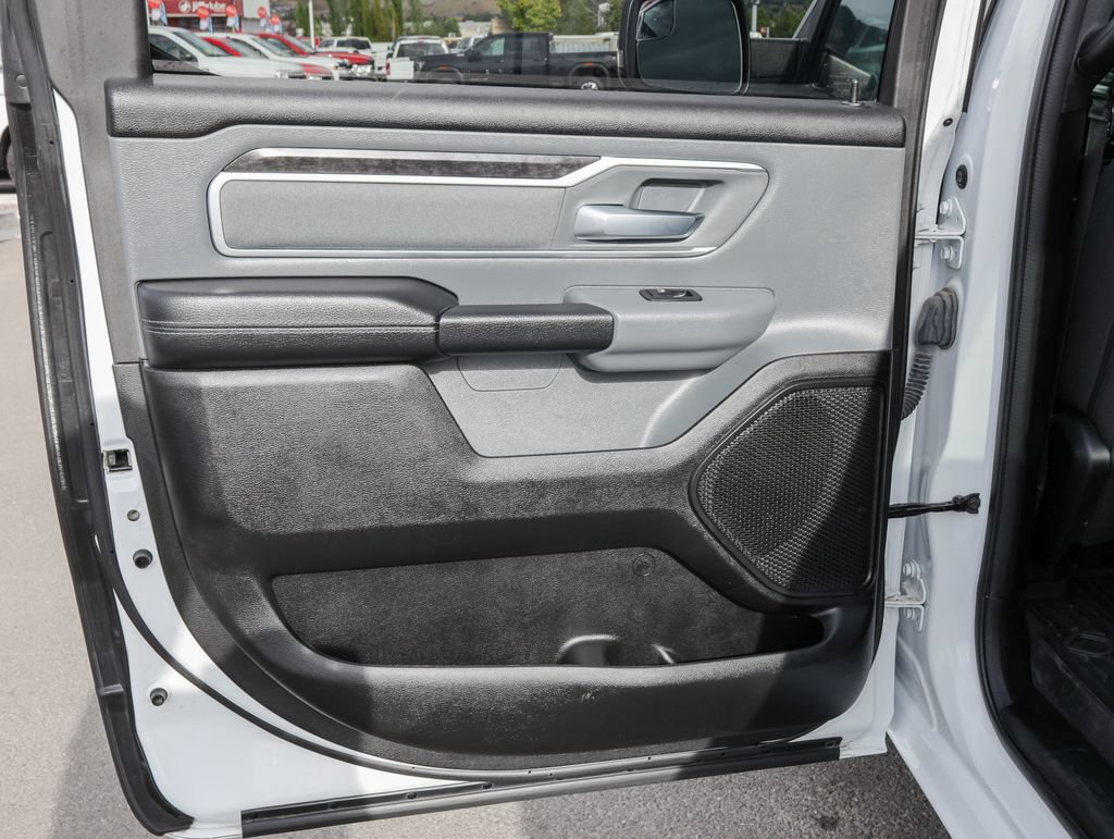 Used 2023 RAM 1500 Big Horn AWD/4WD image 32