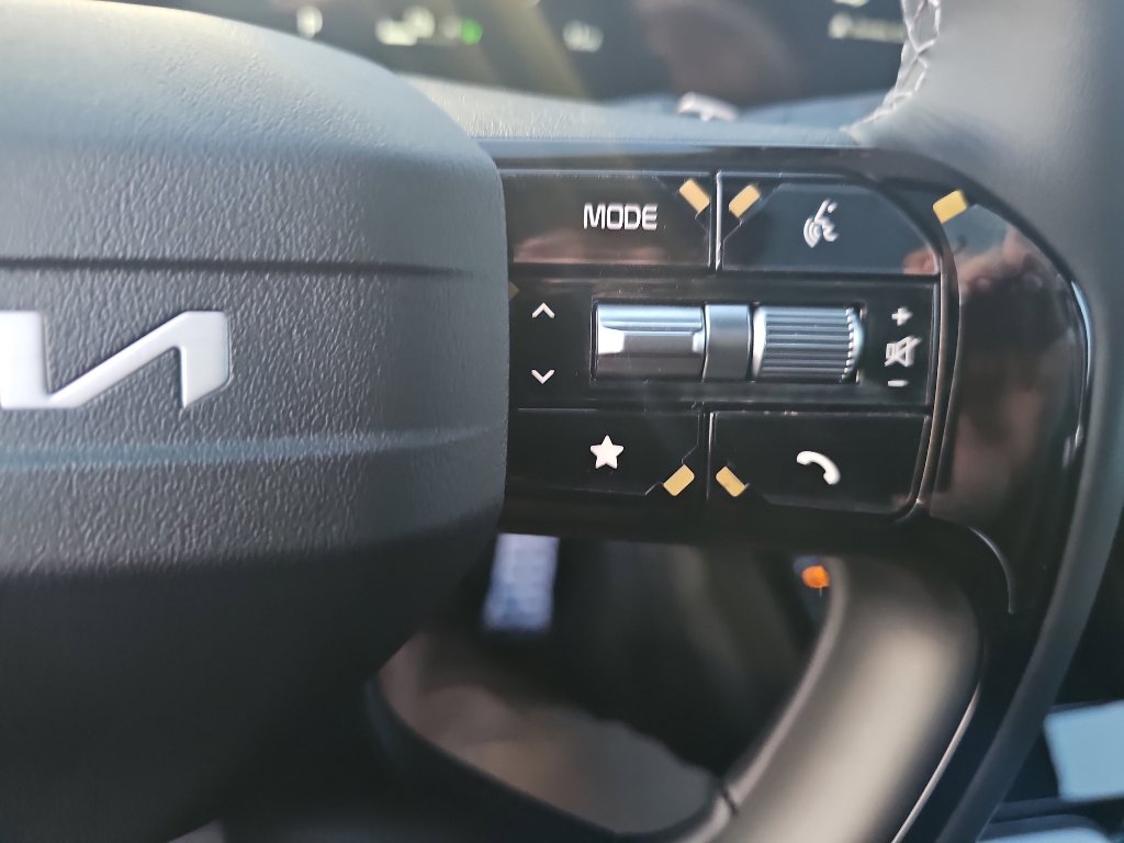 New 2026 Kia Sorento SX Prestige image 14