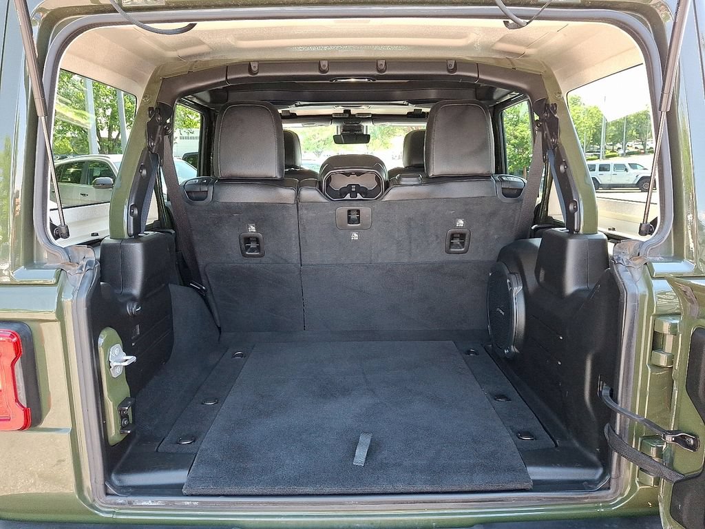 Used 2021 Jeep Wrangler Unlimited Rubicon w/ Trailer Tow Package AWD/4WD image 31