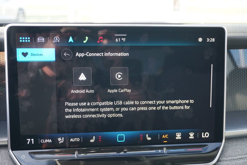 Used 2025 Volkswagen Tiguan S image 26