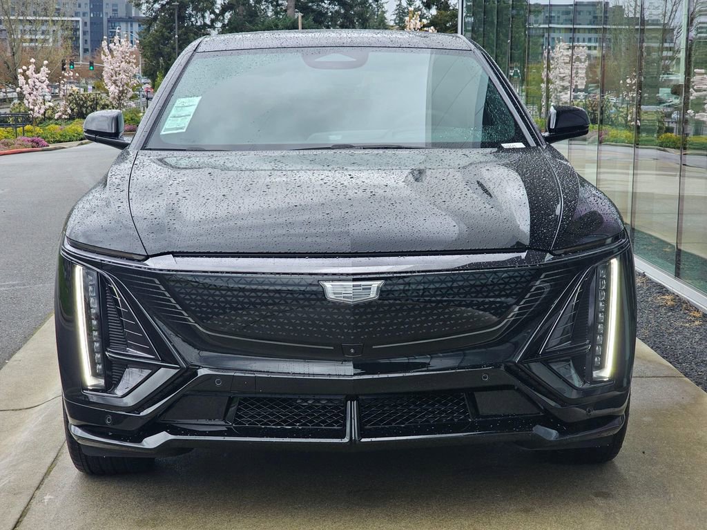 New 2026 Cadillac Lyriq V AWD/4WD image 8
