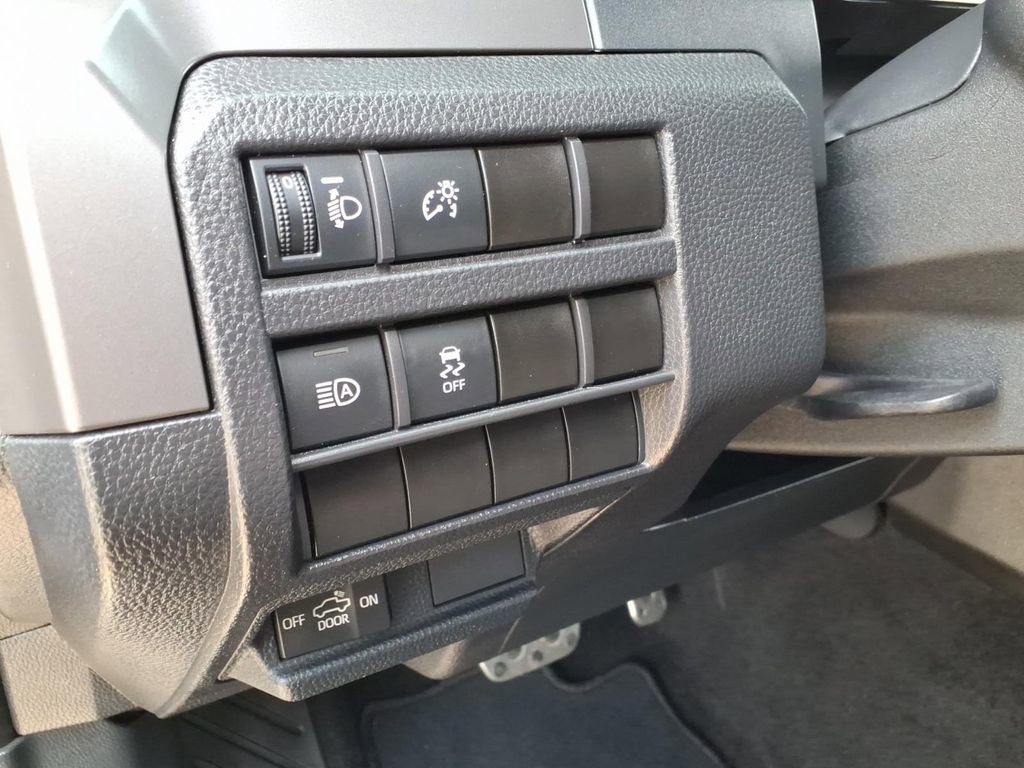 Used 2024 Toyota Tacoma TRD Sport image 25