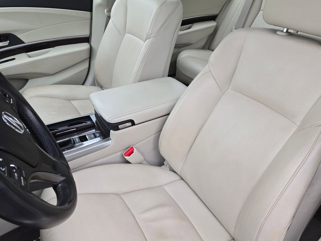 Used 2014 Acura RLX w/ Technology Package image 21