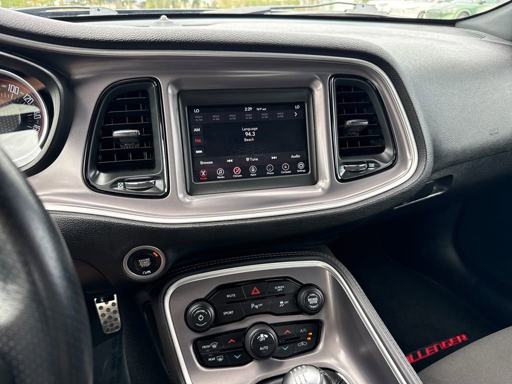 Used 2020 Dodge Challenger R/T image 18