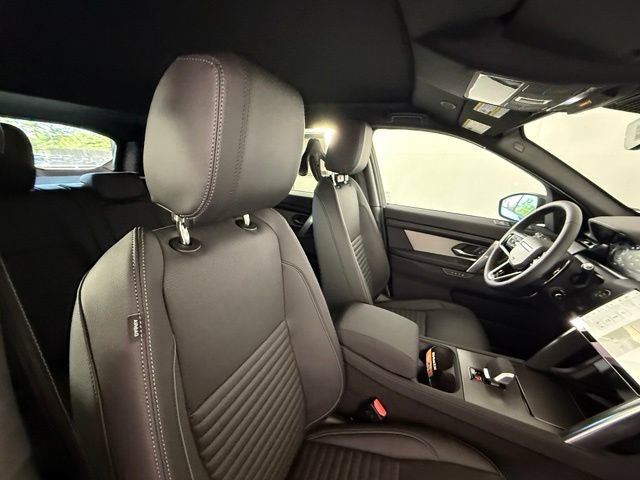New 2026 Land Rover Discovery Sport Landmark AWD/4WD image 27