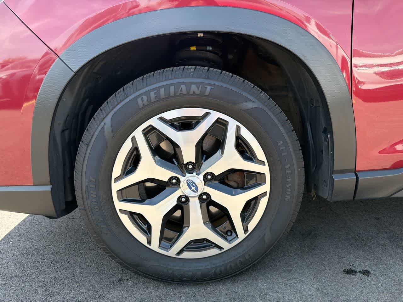 Certified 2021 Subaru Forester Premium AWD/4WD image 19