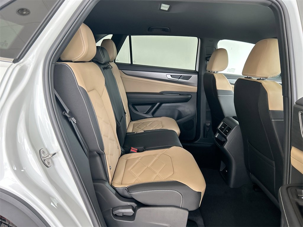 New 2026 Volkswagen Atlas Cross Sport SE image 40