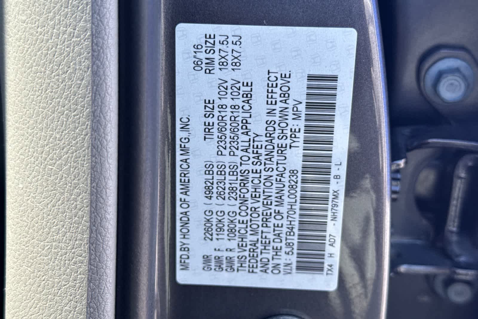Certified 2017 Acura RDX AWD w/ Advance Package image 29