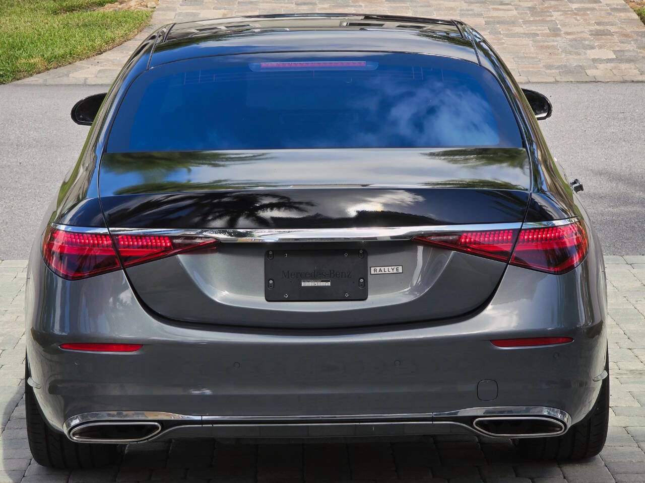 Used 2022 Mercedes-Benz S 580 4MATIC Sedan w/ Rear Seat Package image 40