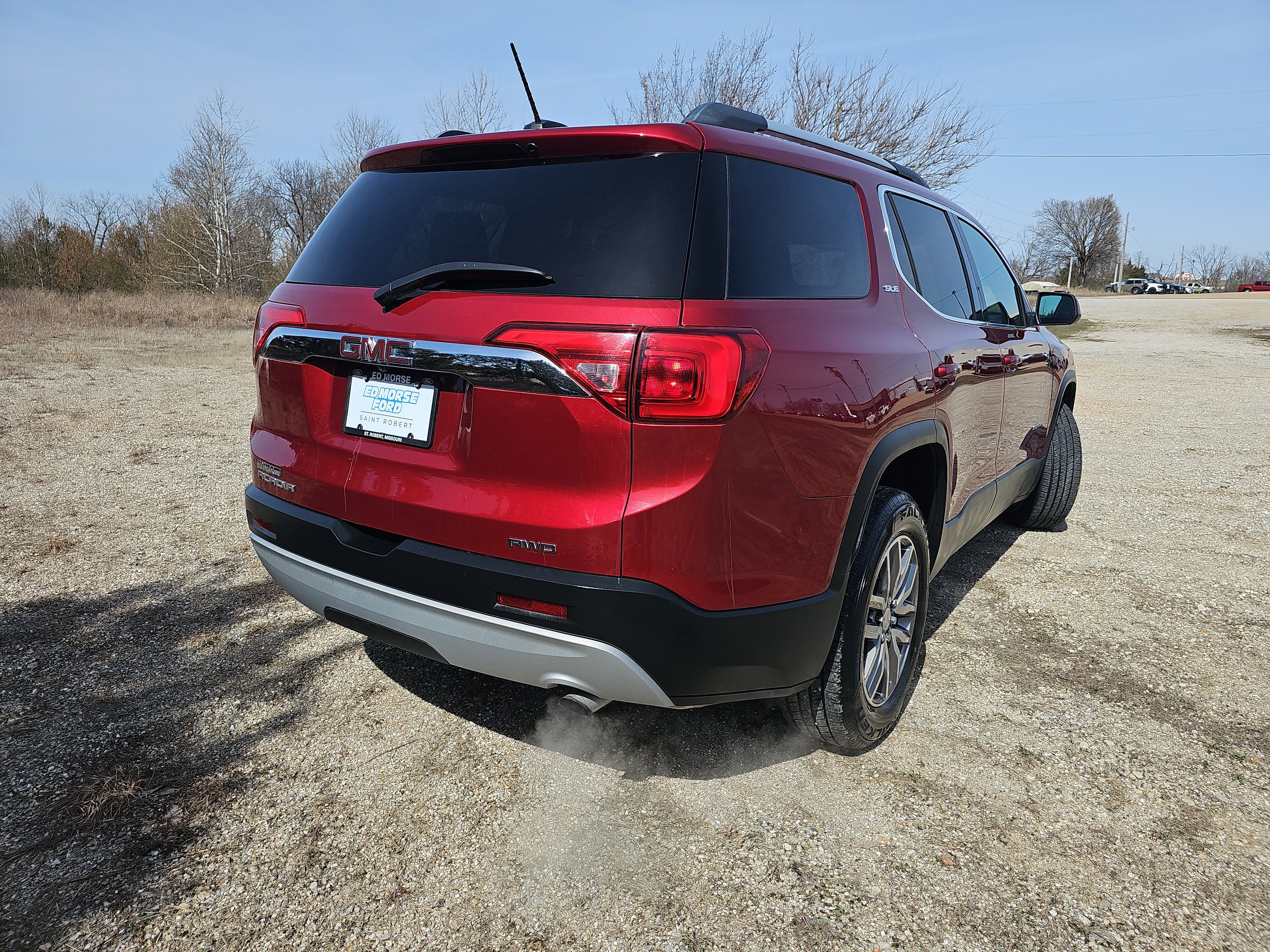 Used 2019 GMC Acadia SLE image 4