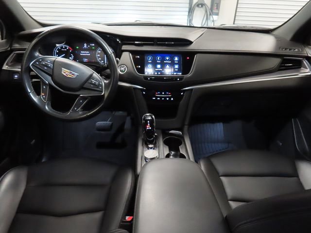 Used 2023 Cadillac XT5 Luxury image 23