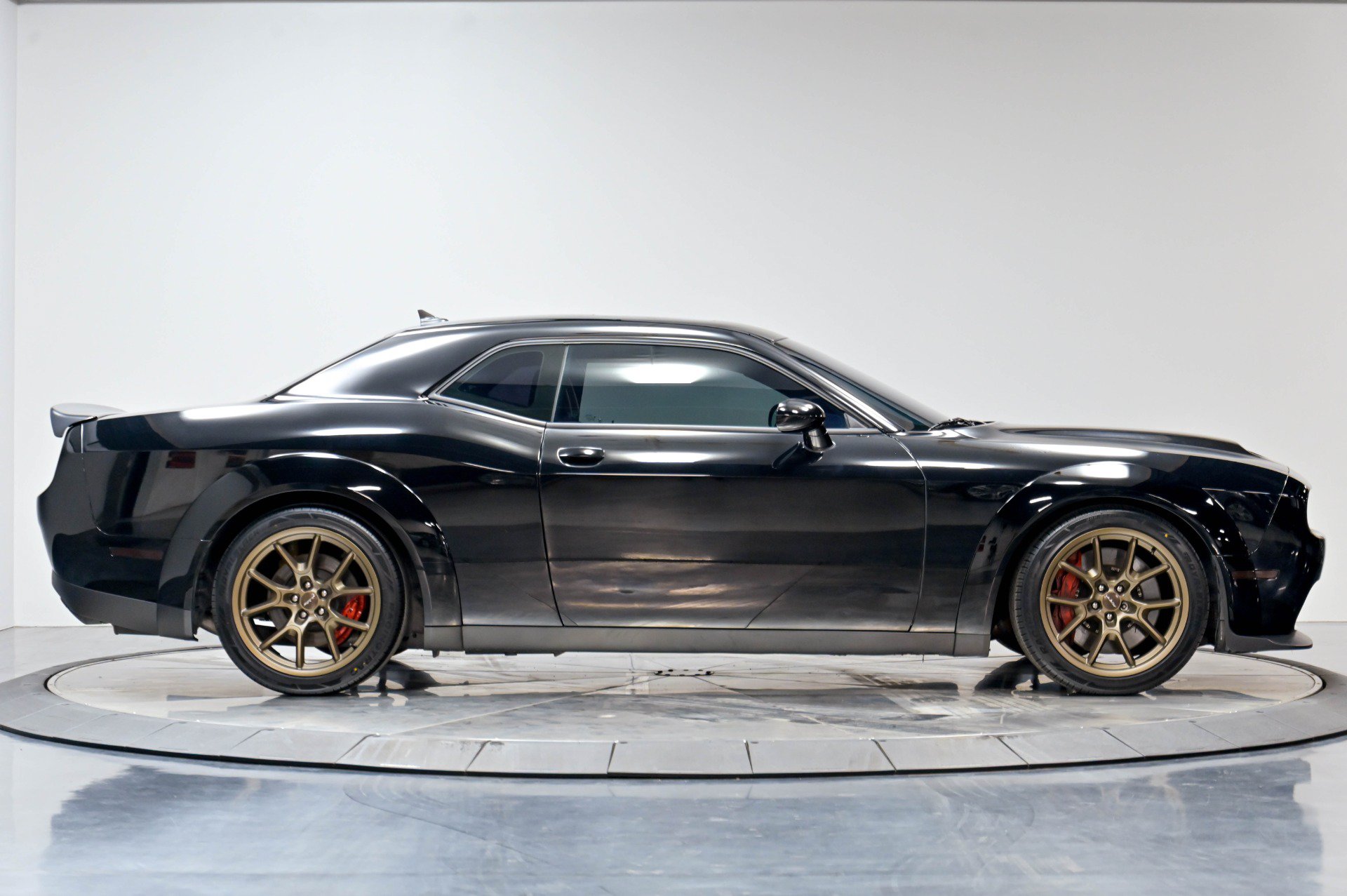 Used 2023 Dodge Challenger SRT Hellcat RWD image 19