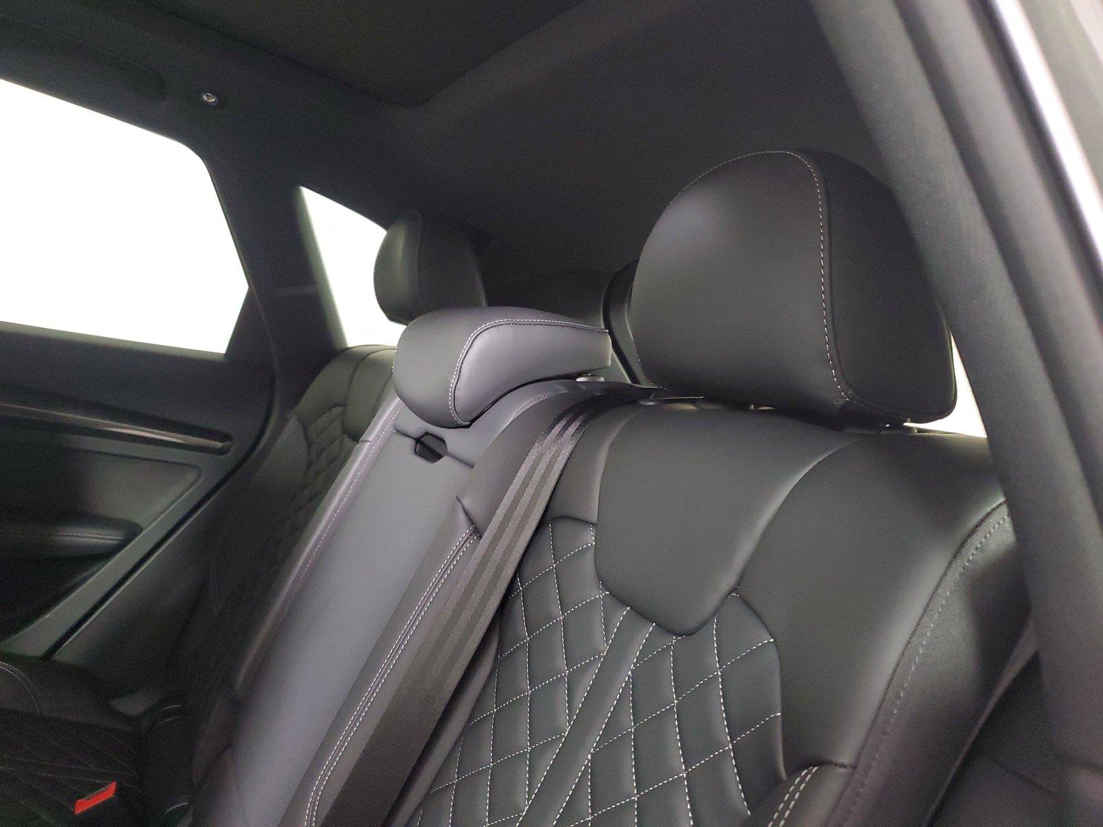 Used 2023 Audi SQ5 Premium Plus w/ Premium Plus Package AWD/4WD image 12