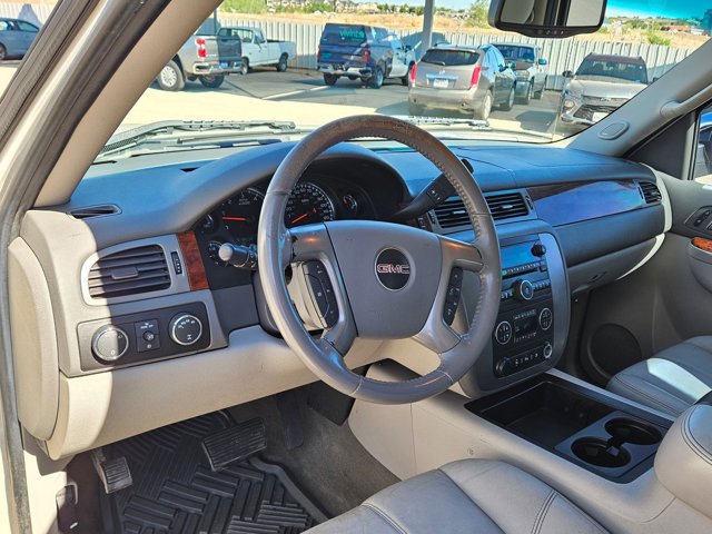 Used 2010 GMC Sierra 1500 SLT w/ White Diamond Tricoat Edition image 10