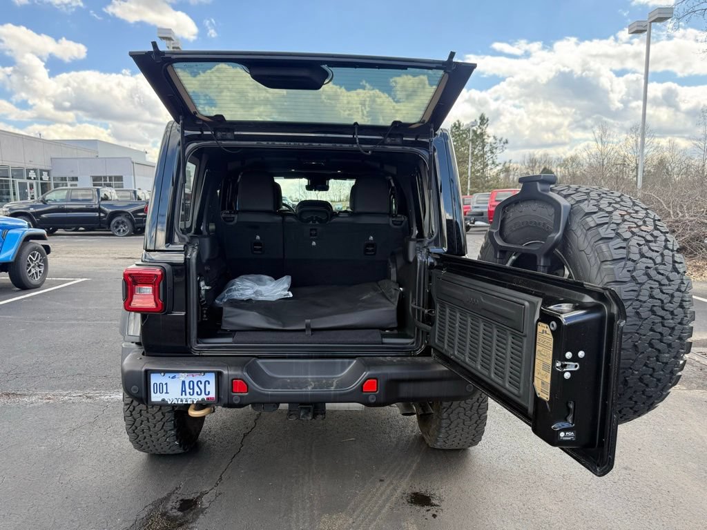 Used 2025 Jeep Wrangler Unlimited Rubicon 392 AWD/4WD image 49