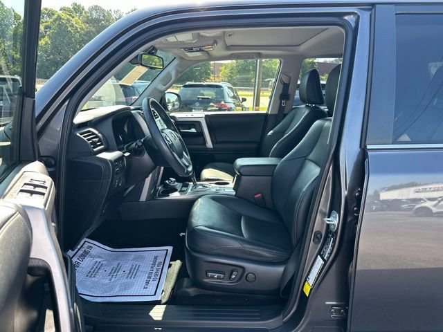 Used 2020 Toyota 4Runner Limited AWD/4WD image 9