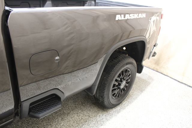 Used 2021 Chevrolet Silverado 3500 LT w/ Convenience Package image 6