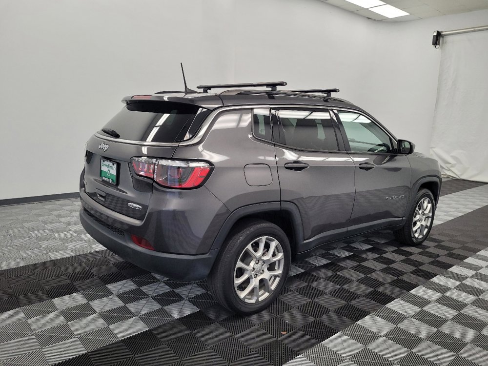 Used 2022 Jeep Compass Latitude AWD/4WD image 9