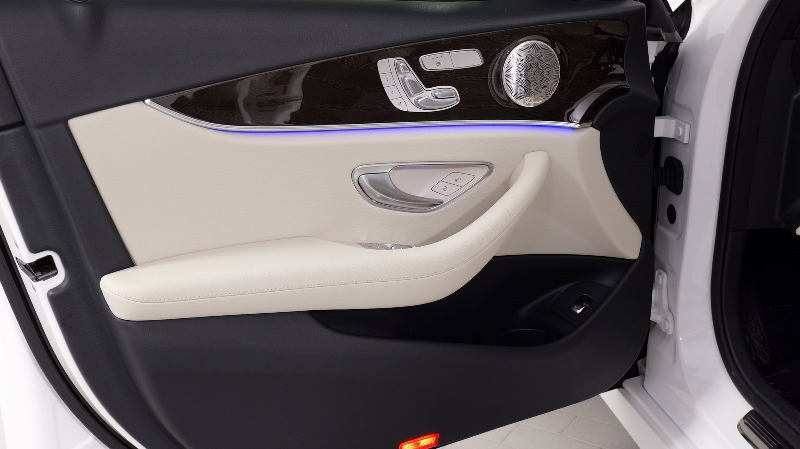 Used 2021 Mercedes-Benz E 350 Sedan image 37