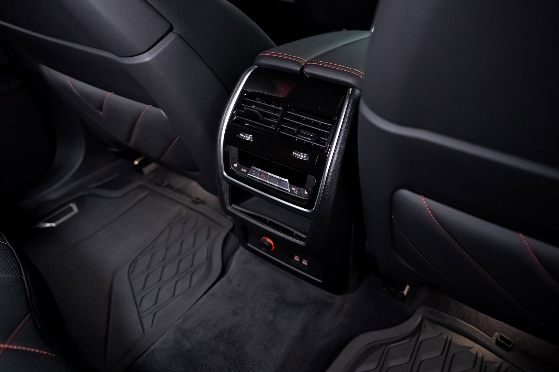 Used 2024 BMW XM Label Red image 76