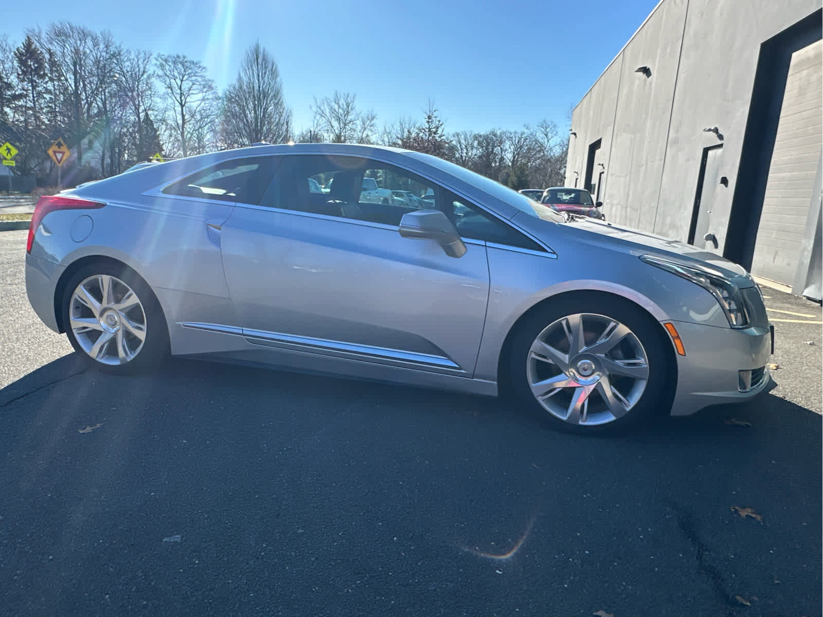 Used 2014 Cadillac ELR image 2